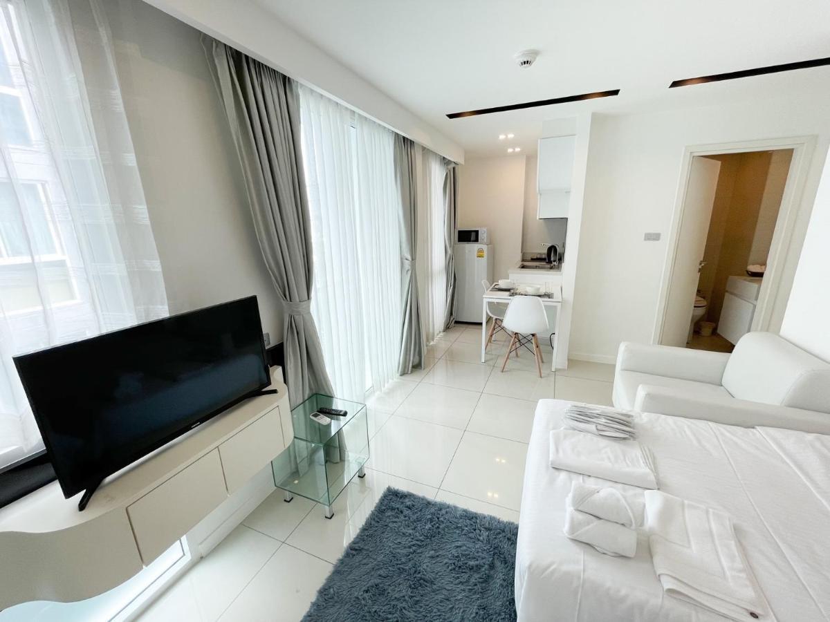 Unique In Center Apartment Pattaya